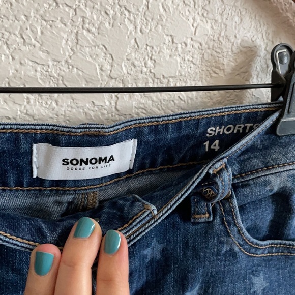 COPY - Sonoma Denim Shorts w Stars - Picture 2 of 3